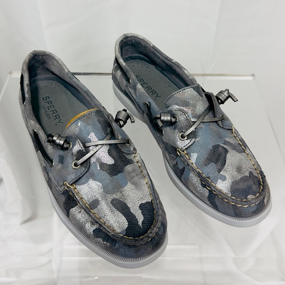 Sperry Women's Authentic Original Vida Boat Shoe Metallic Grey Camo 9M NWOT - Picture 3 of 8
